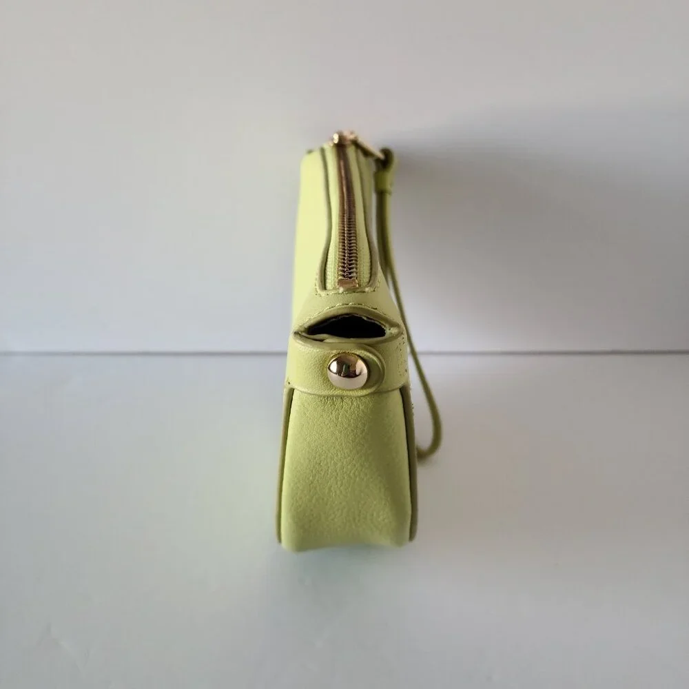 TALBOTS CRESCENT FAUX PEBBLED LEATHER WRISTLET -GREEN- NWOT